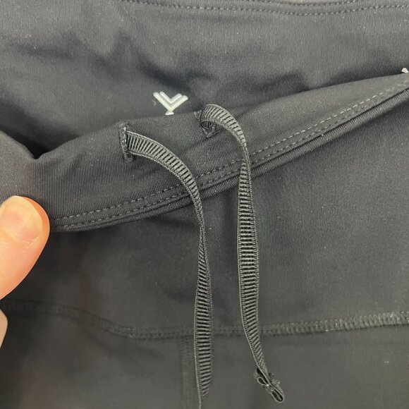 Xersion Quick-Dri Black Capri Leggings Active 3X - Picture 3 of 5